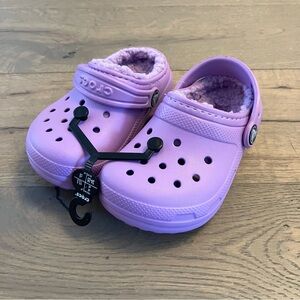 New CROCS Kids Lavender Lined Clogs